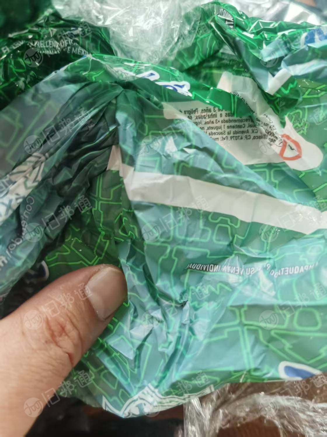 出售高压复合膜，食品包装袋，也有镀铝膜，月供20吨