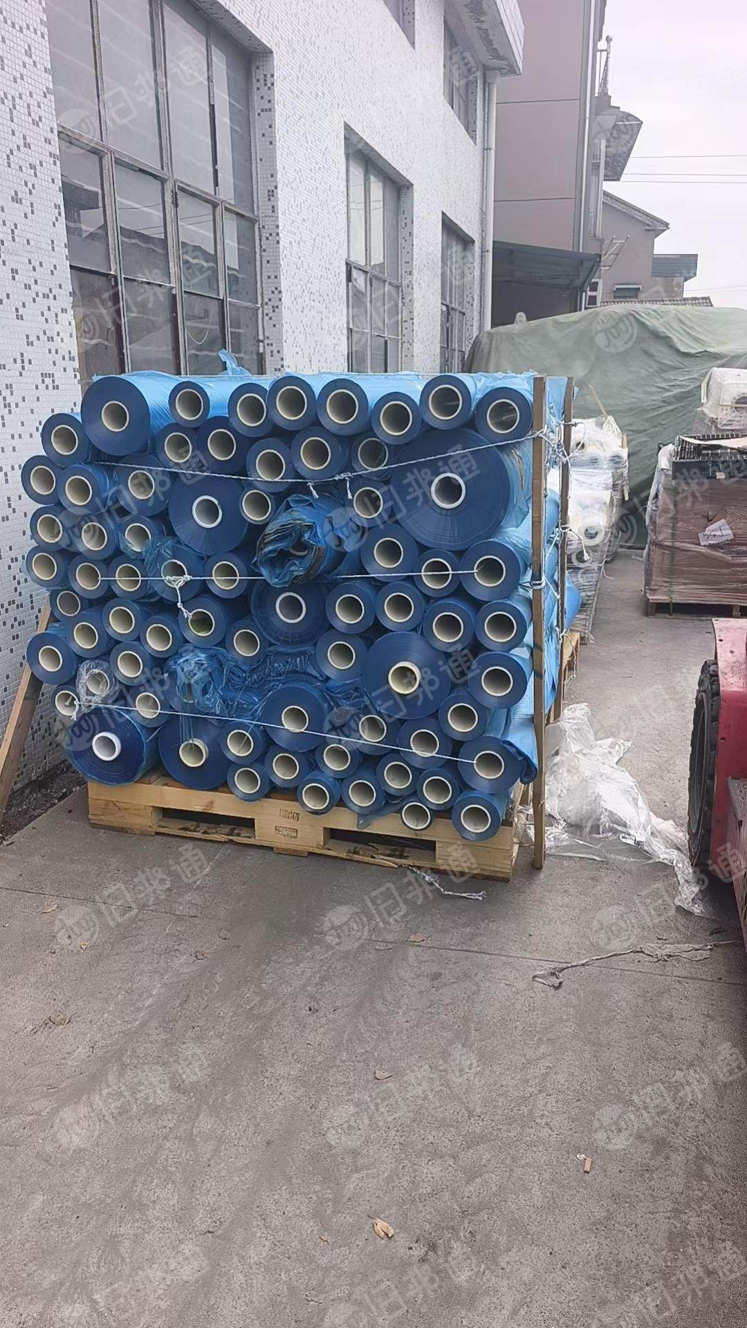 出售PE静电膜，卷膜，厚度4c，现货6吨左右