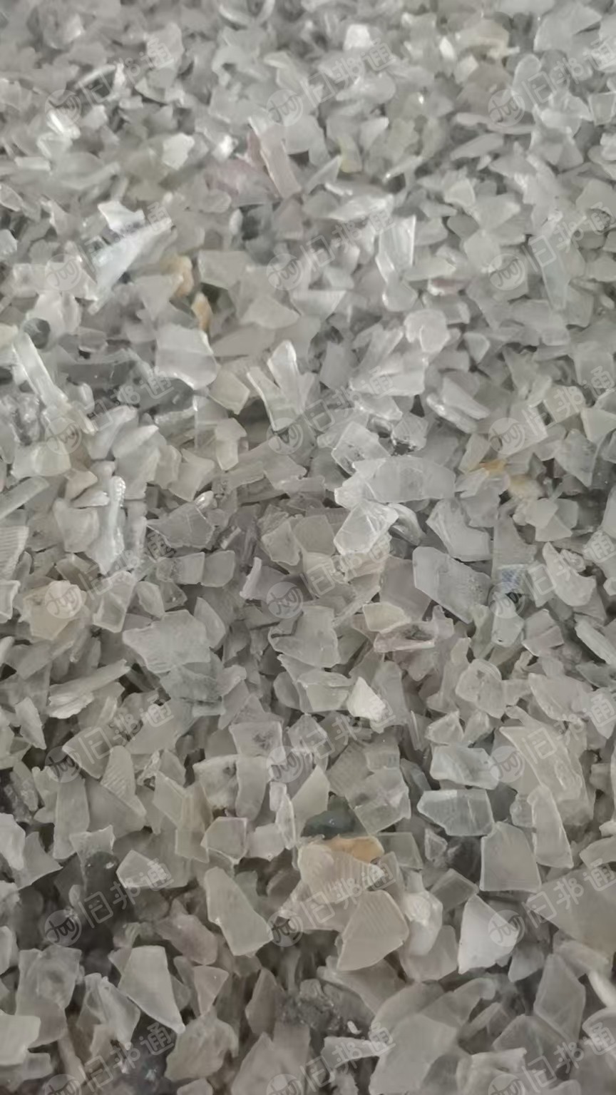 长期出售透明pc灯壳破碎料