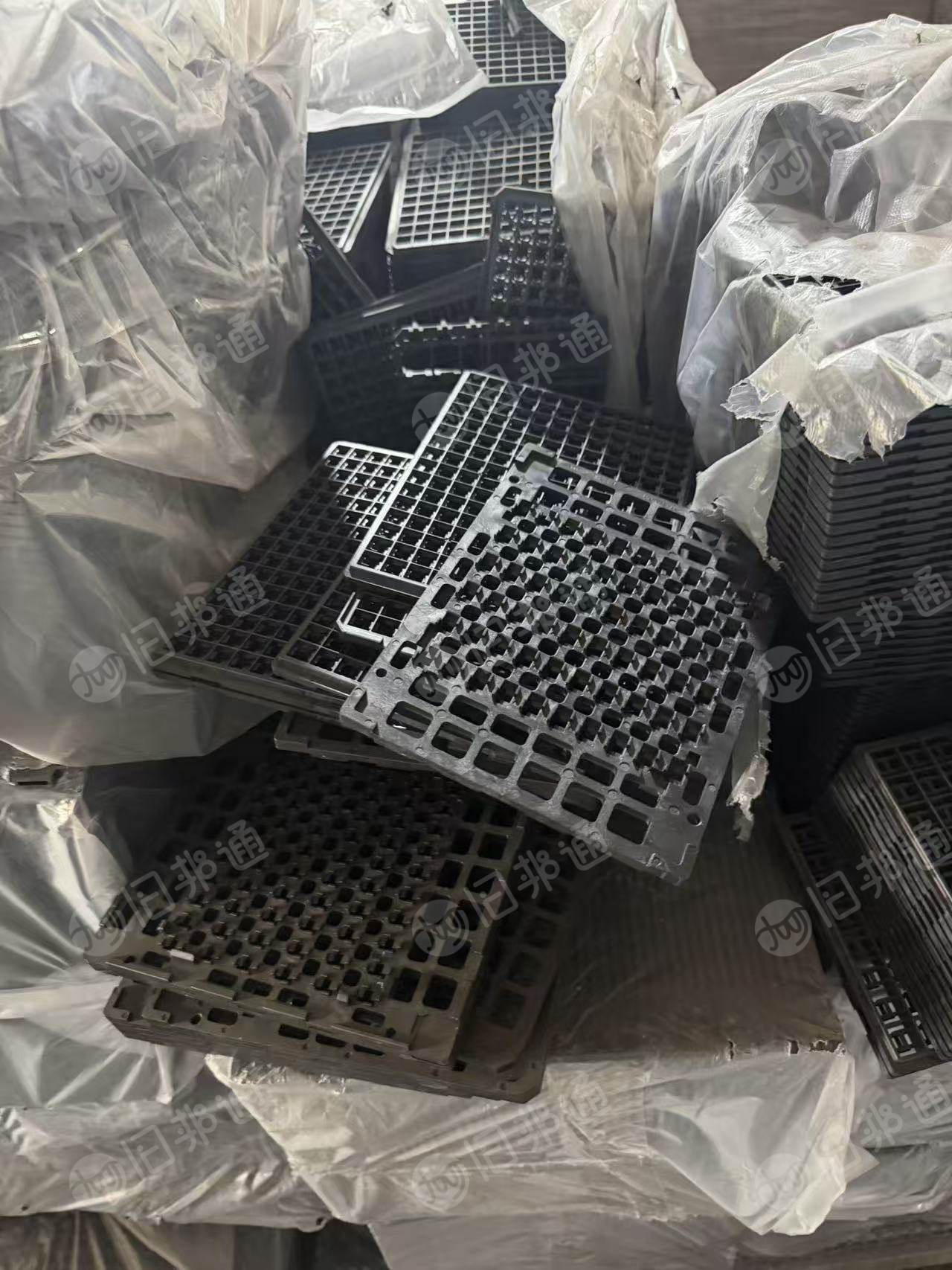 厂家出售IC托盘废料，现货30几吨