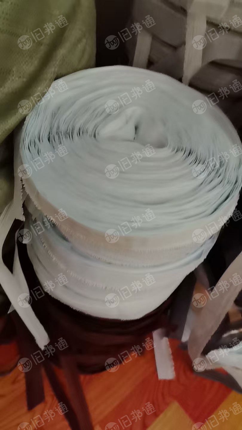 长期出售做鞋子包边下来的涤纶废布，涤纶布条，有带eva热熔胶粉