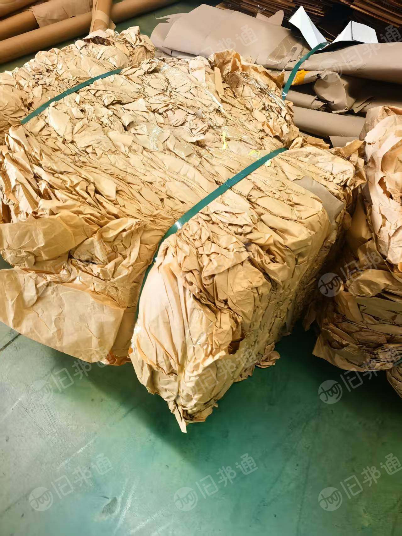 出售本色光伏纸废料