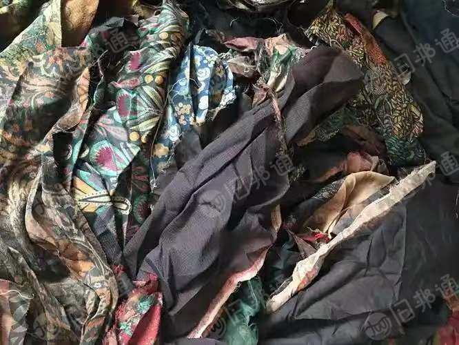 长期大量回收真丝库存面料桑蚕丝衣服，高价回收