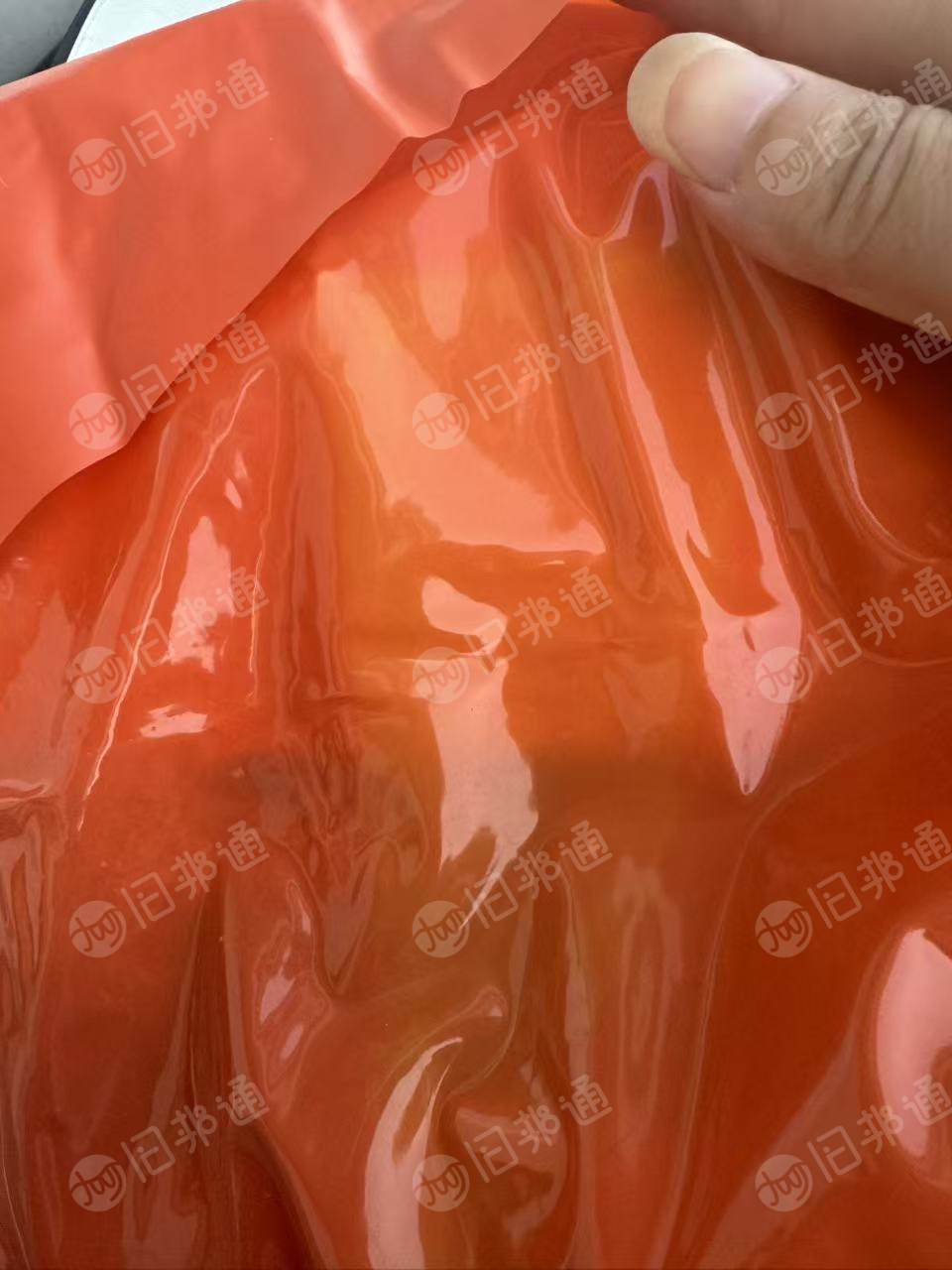 出售软质PVC充气边料，主要做国外订单吹气，有两种，透明白色无油墨和杂色