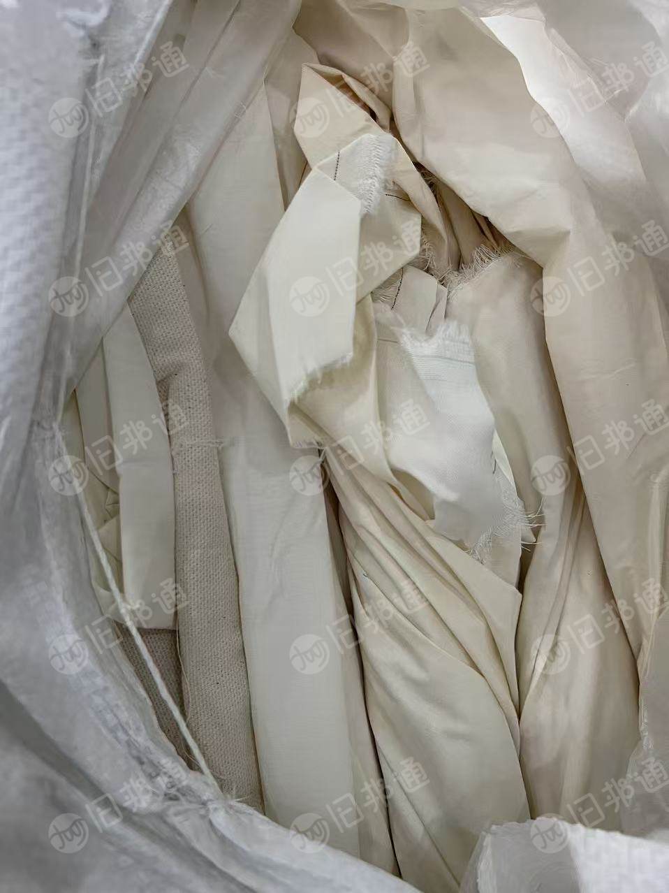 长期出售纺织厂布头，废布，有棉的，涤棉的，含棉50，统货出，现货20吨