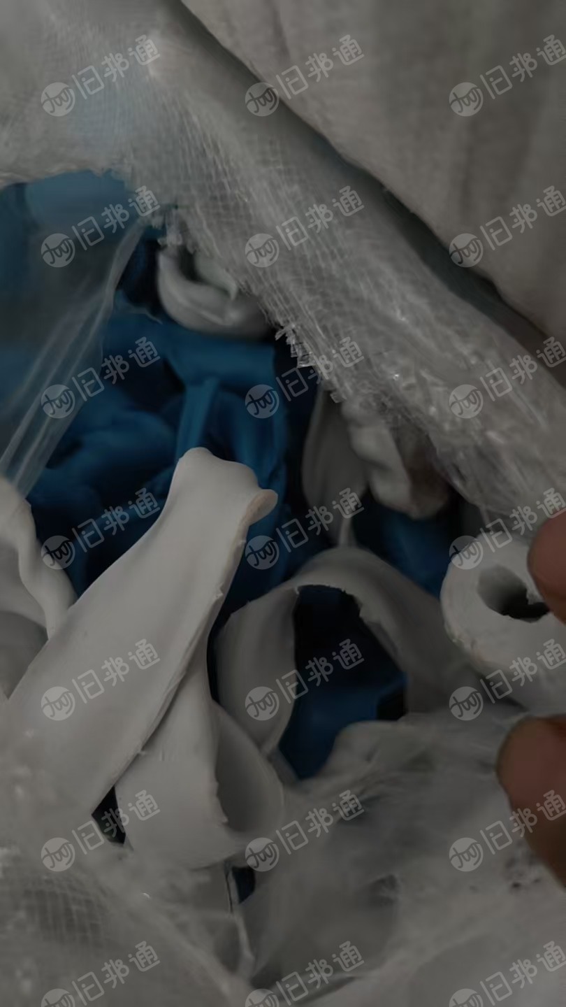 出售软质PVC水口料,做插头下来,颜色统货出,现货十几吨