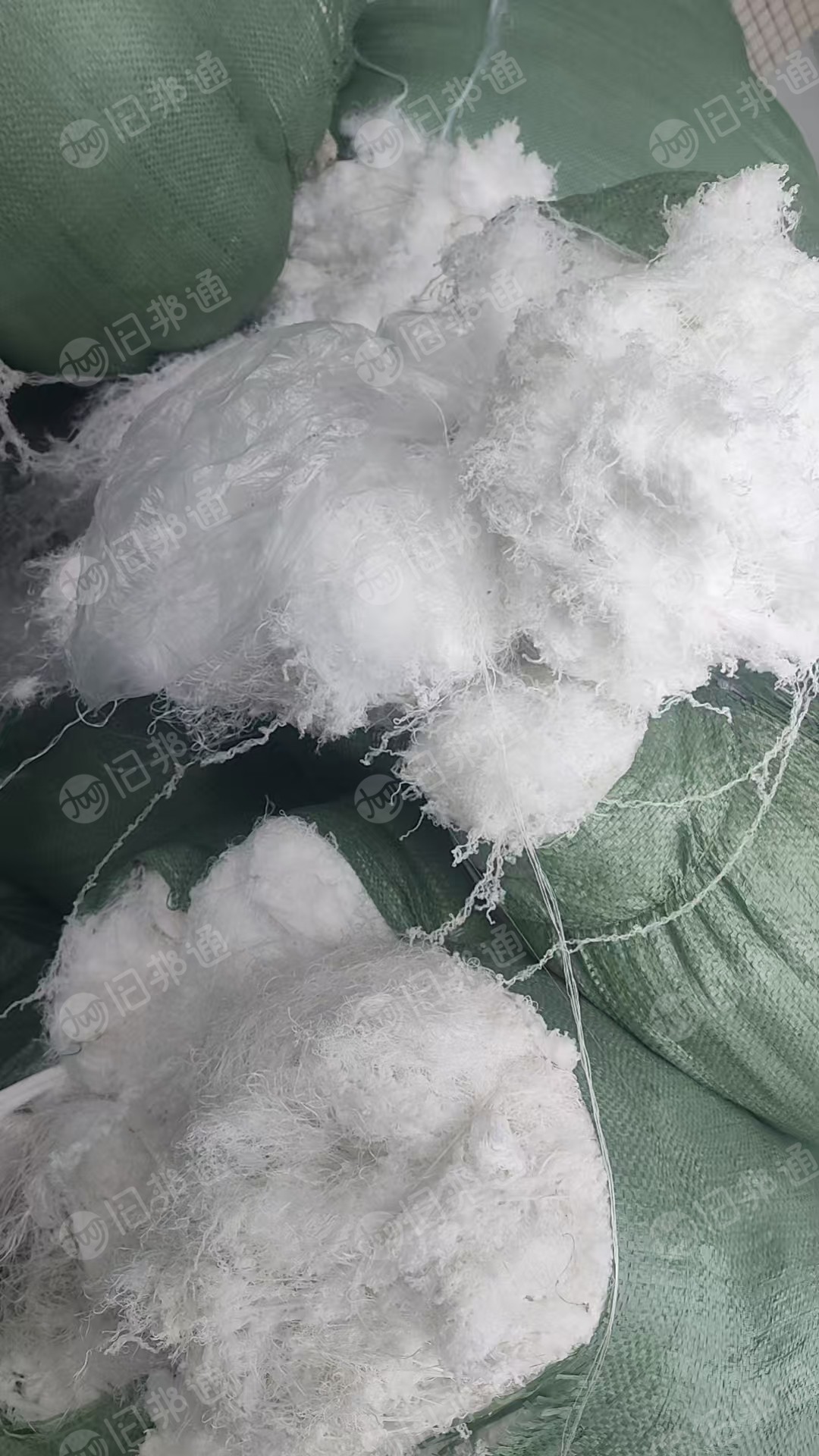 长期出售烫画厂下来的白色poy废丝，涤纶废丝，涤纶干丝，月供100吨