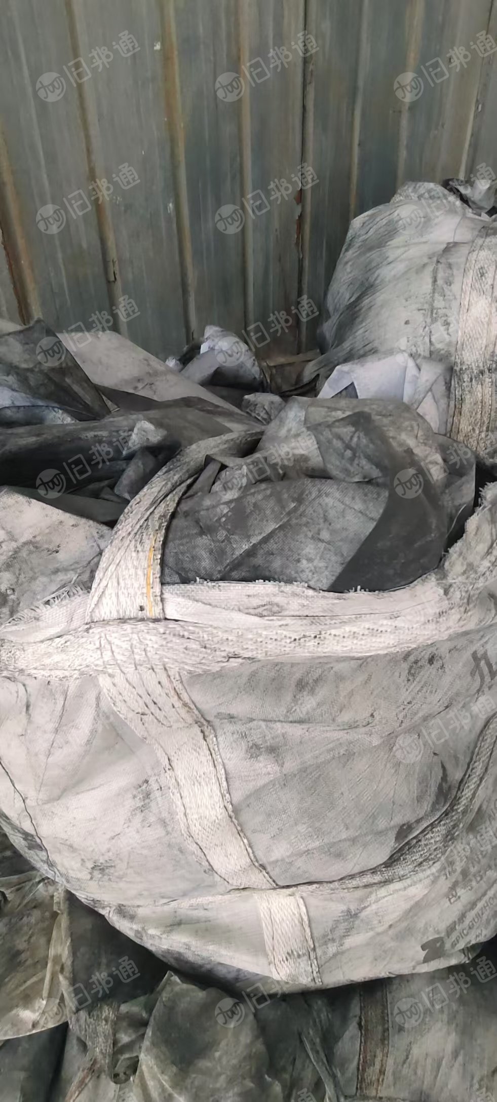长期出售炼油厂下来的过滤布，过滤航空煤油下来的，可以造粒用，一个礼拜有一个半挂