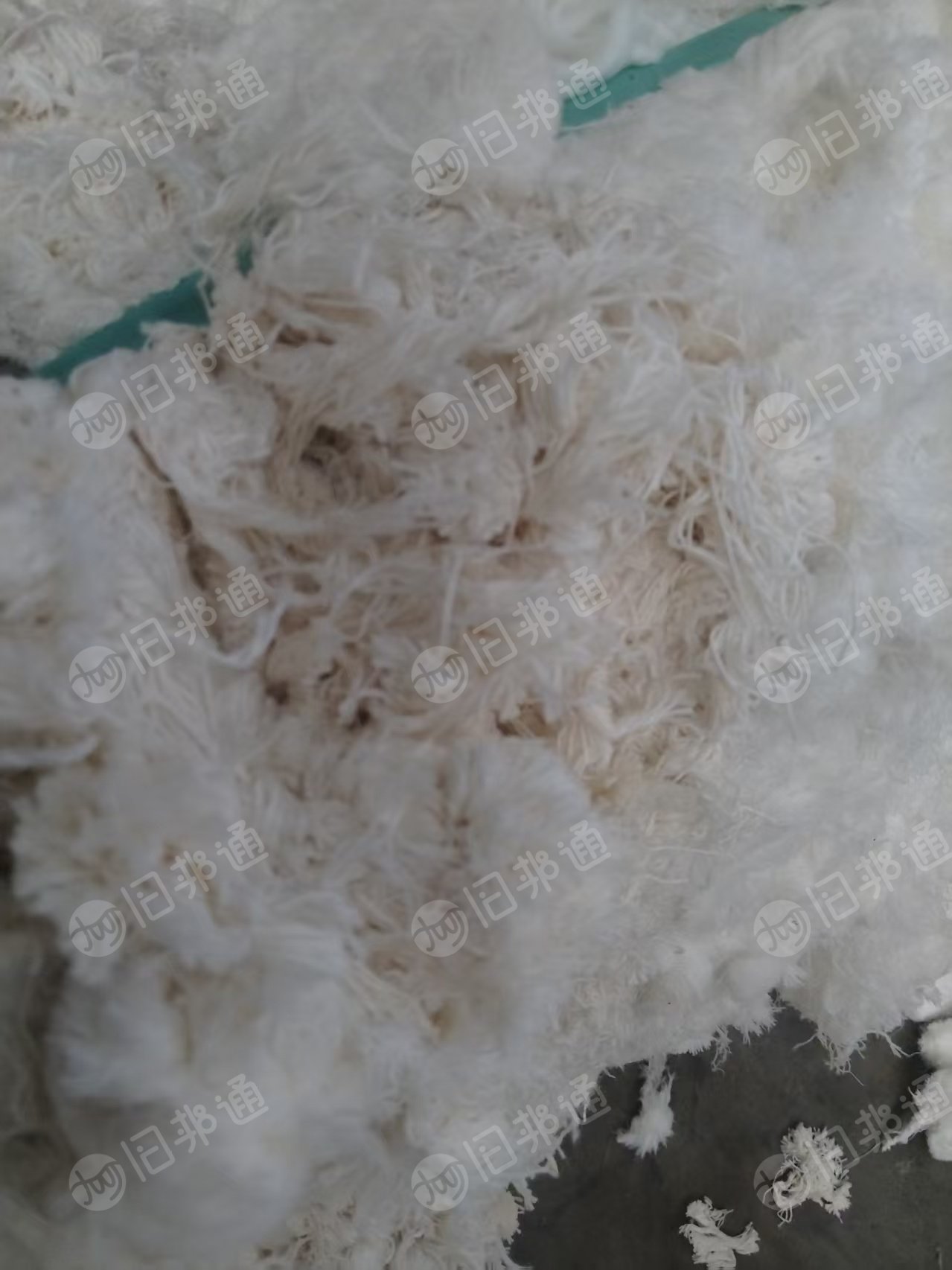 长期出售纺纱厂混合回丝，腈纶，锦纶，涤弹丝混合的，腈纶占比高，现货18吨左右