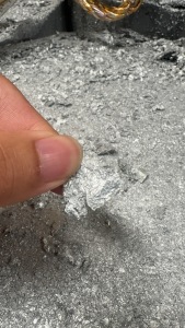 出售含胶再生熟铝块