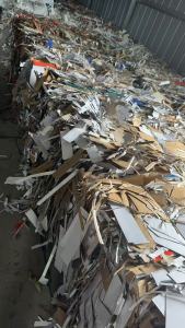 长期出售灰黄板纸压包料