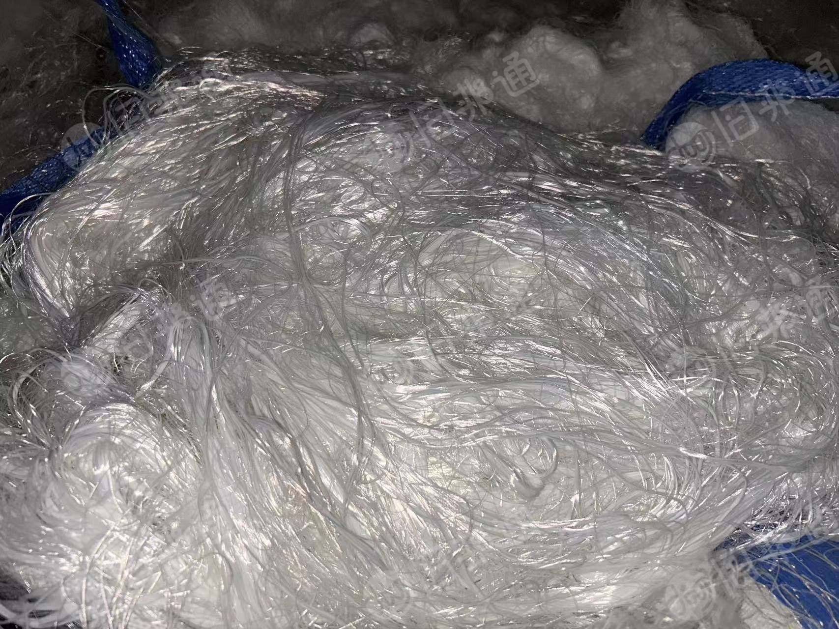 长期大量出售涤纶废丝，涤纶长丝，涤纶丝，月供300多吨，货在江苏苏州