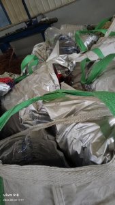 长期出售电缆皮毛料，90%是聚氯乙烯塑料（PVC料），杂有少许聚烯烃料和硅烷交联料