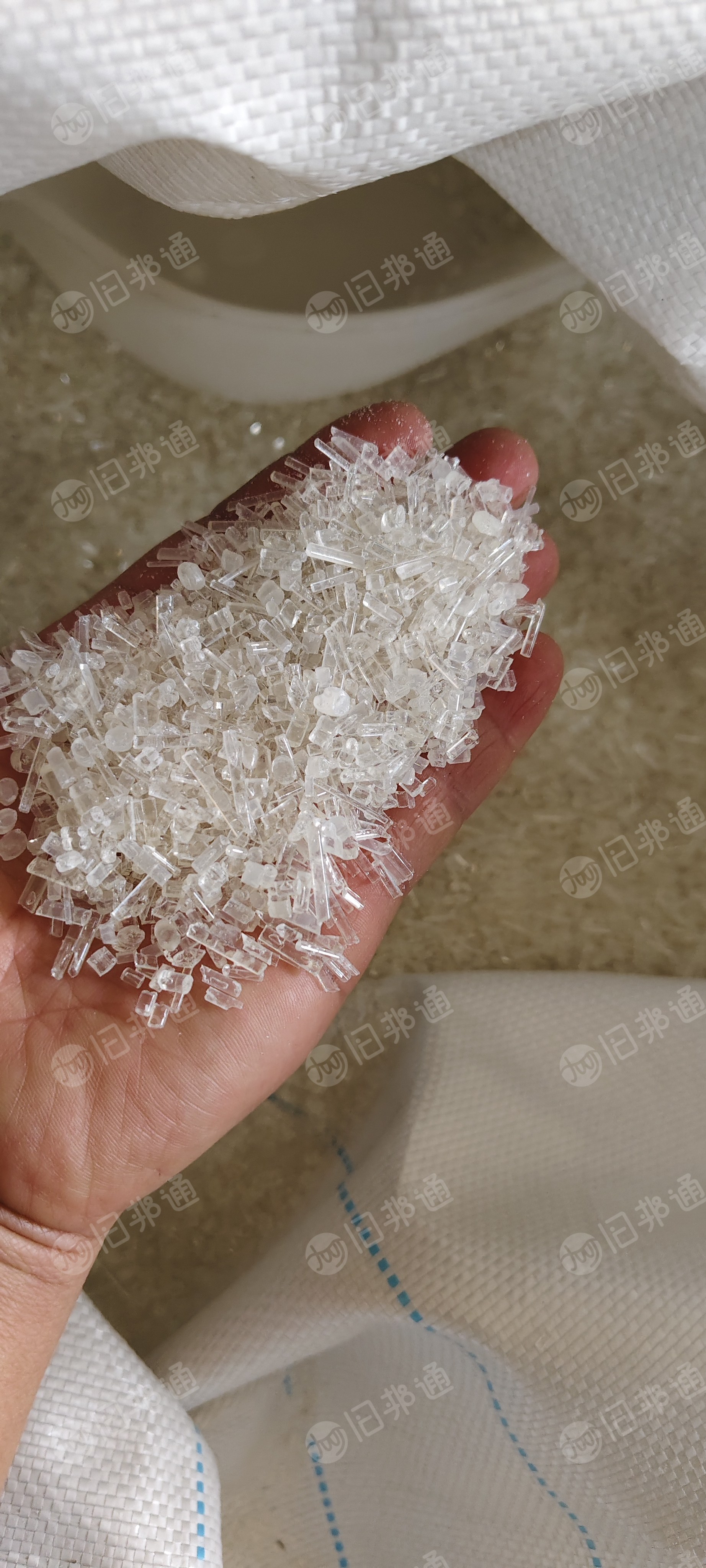 低价出售EPS再生颗粒，大白和黑色都有