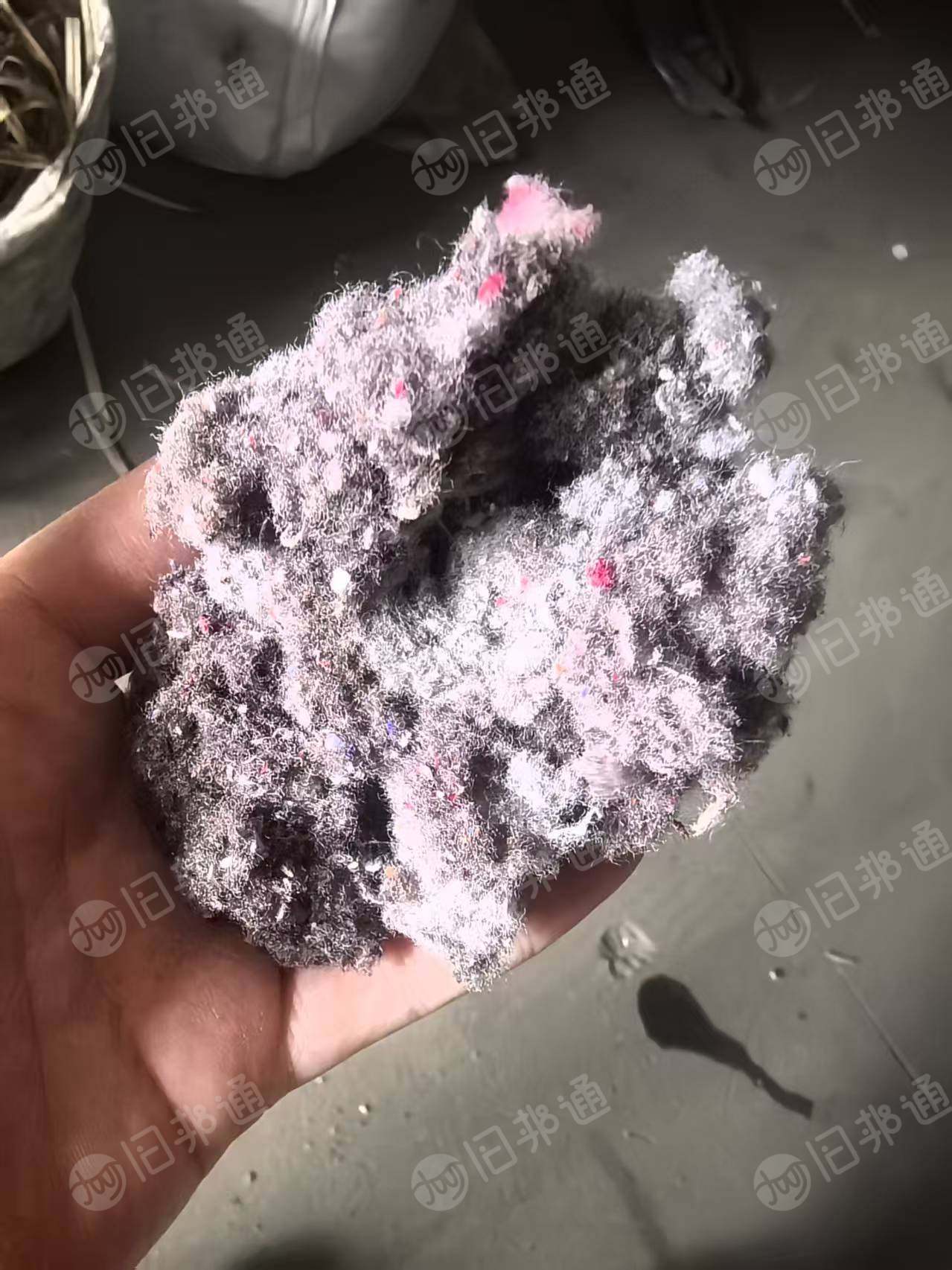 长期出售拉链布破碎出来的花色尼龙毛料，毛毛料，磨毛料