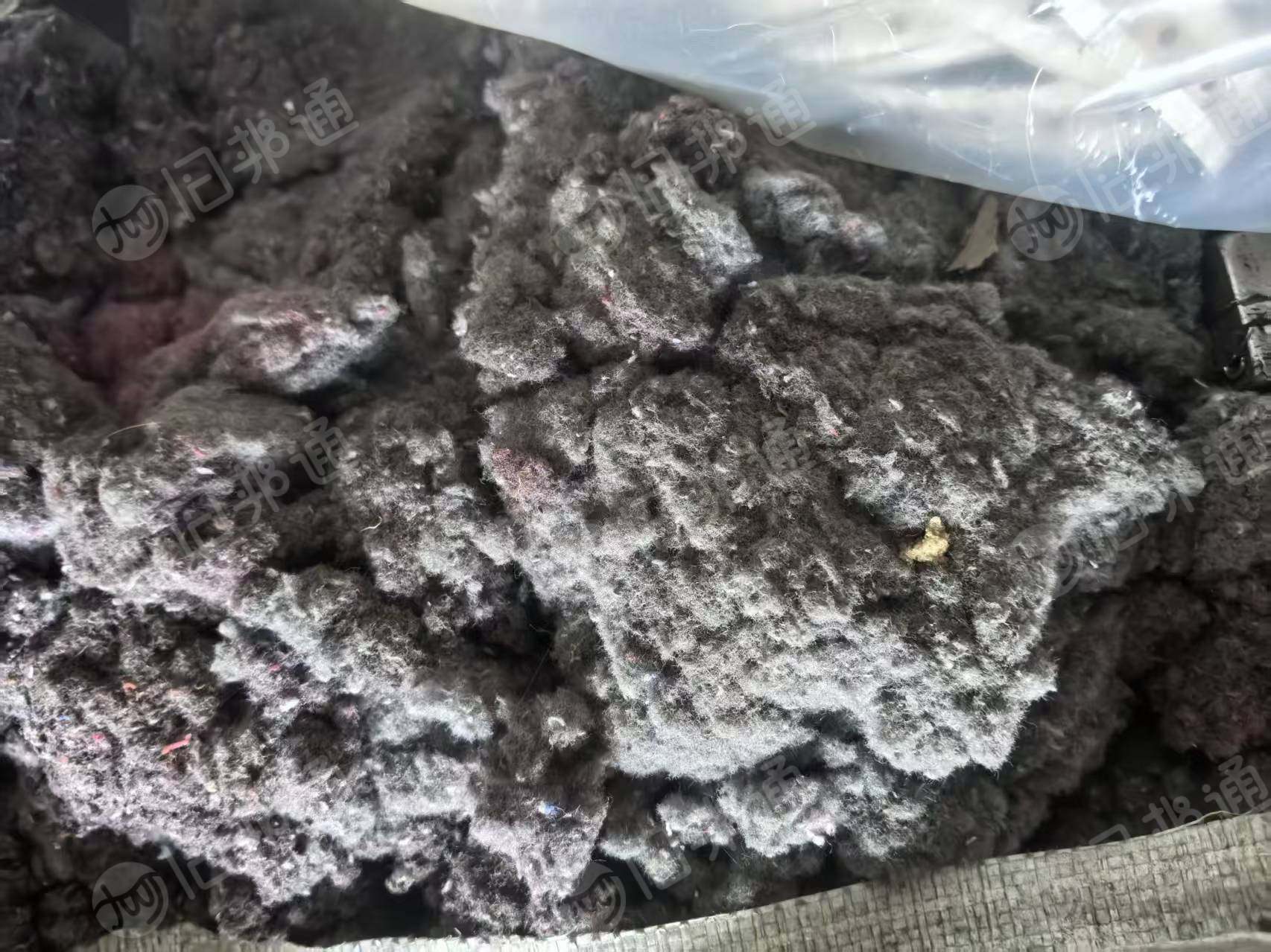 长期出售拉链布破碎出来的花色尼龙毛料，毛毛料，磨毛料