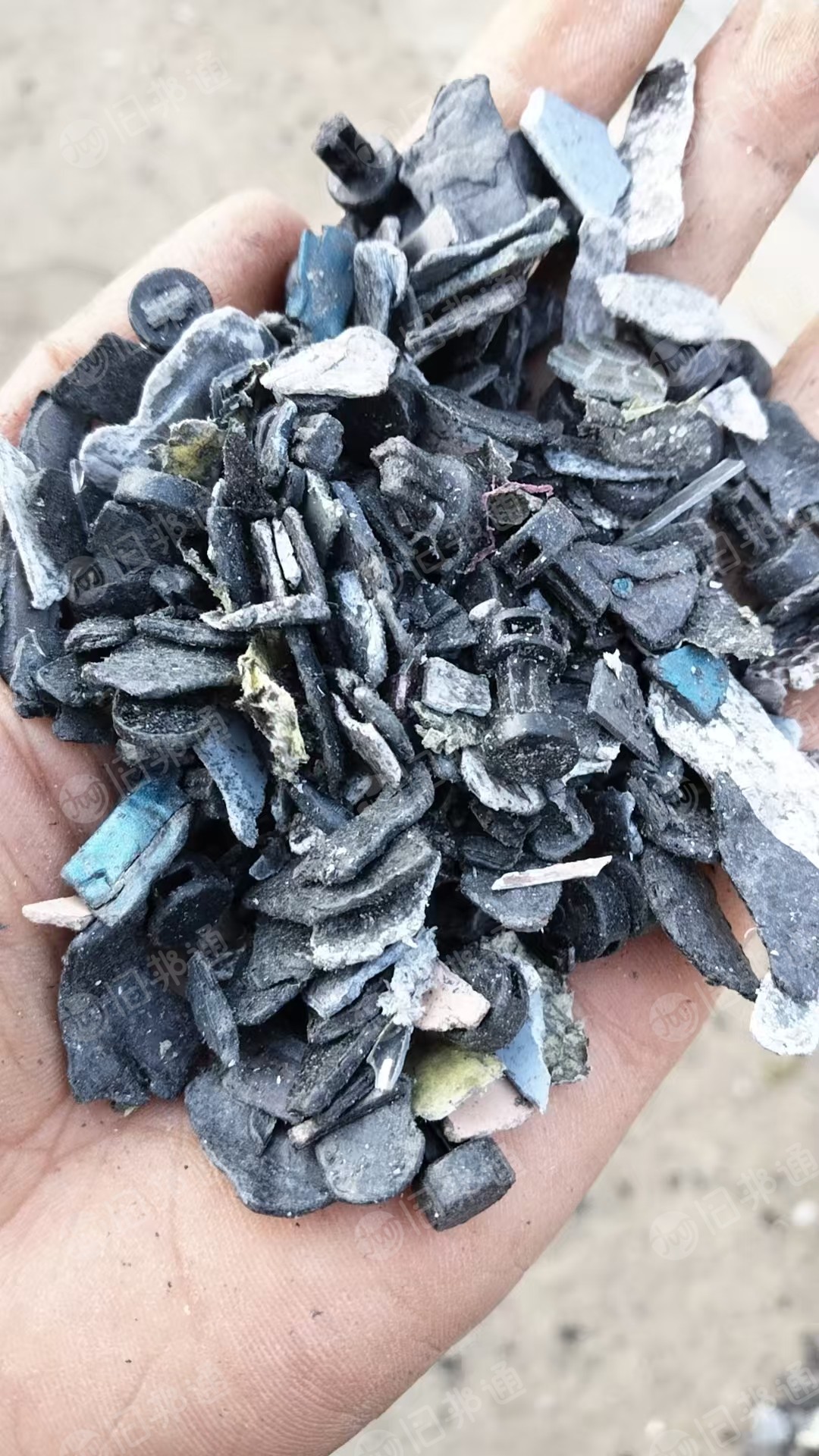 出售笔记本PC合金破碎料，每个月100吨，含微量金属