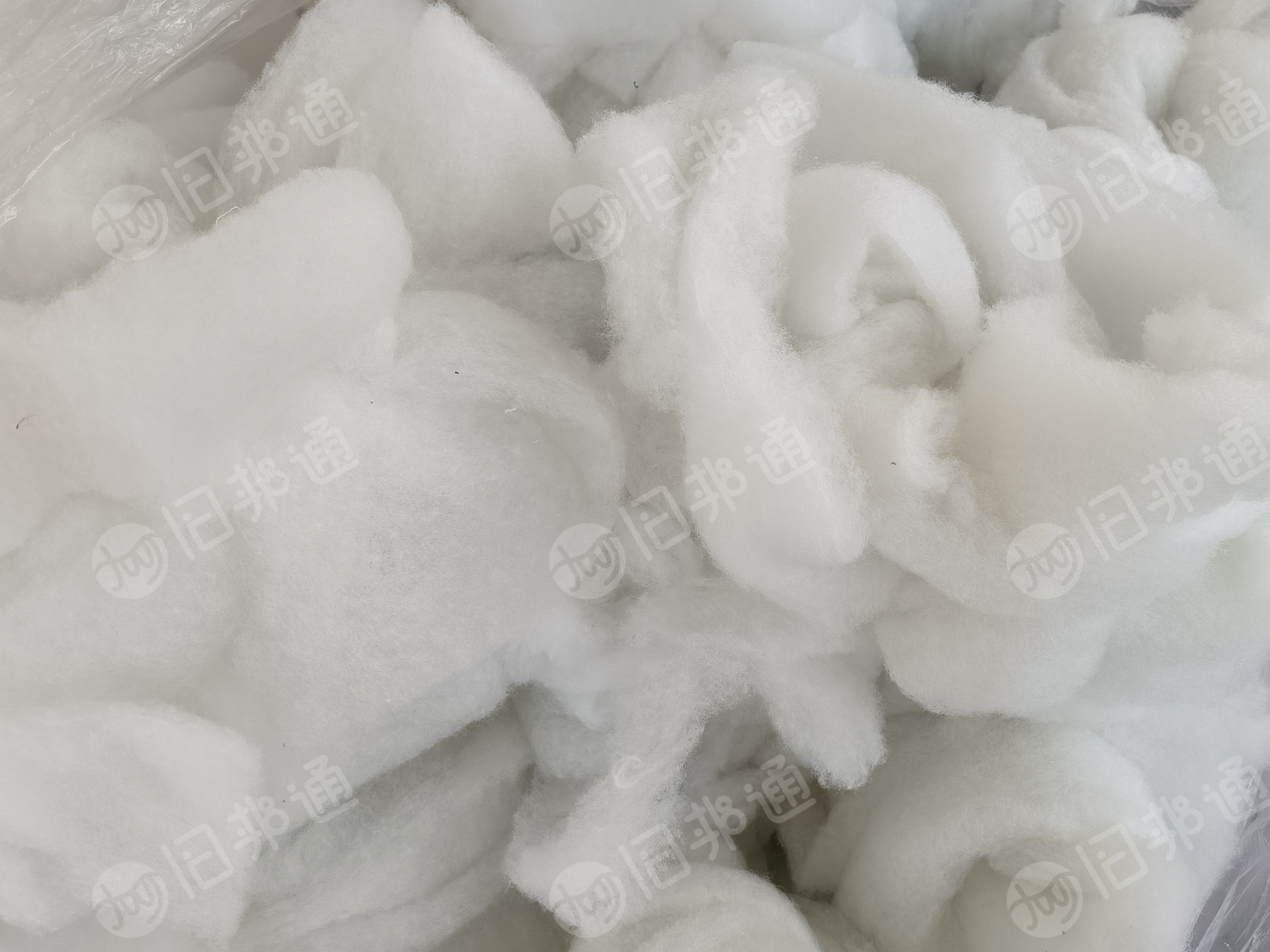 长期出售丝棉边角料，开花料，现货几十吨