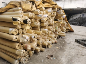 长期出售库存夹网布，刀刮布，门幅1米5，3米2，克重400-800都有，现货有一条大柜，货在广东东莞