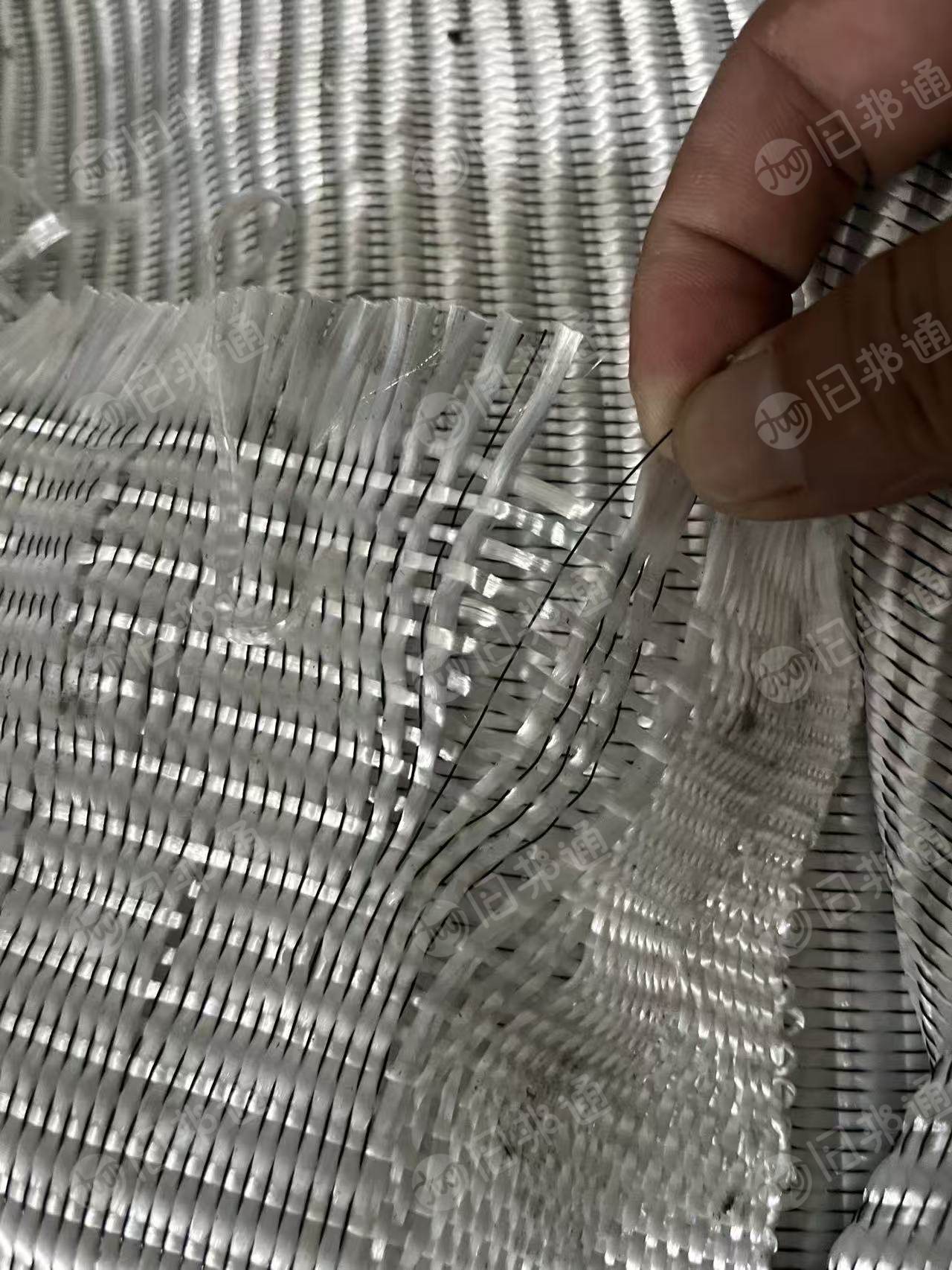 长期出售化纤布，涤纶工业布，白色是涤纶废丝，黑色那根是丙纶废丝，货在广东珠海