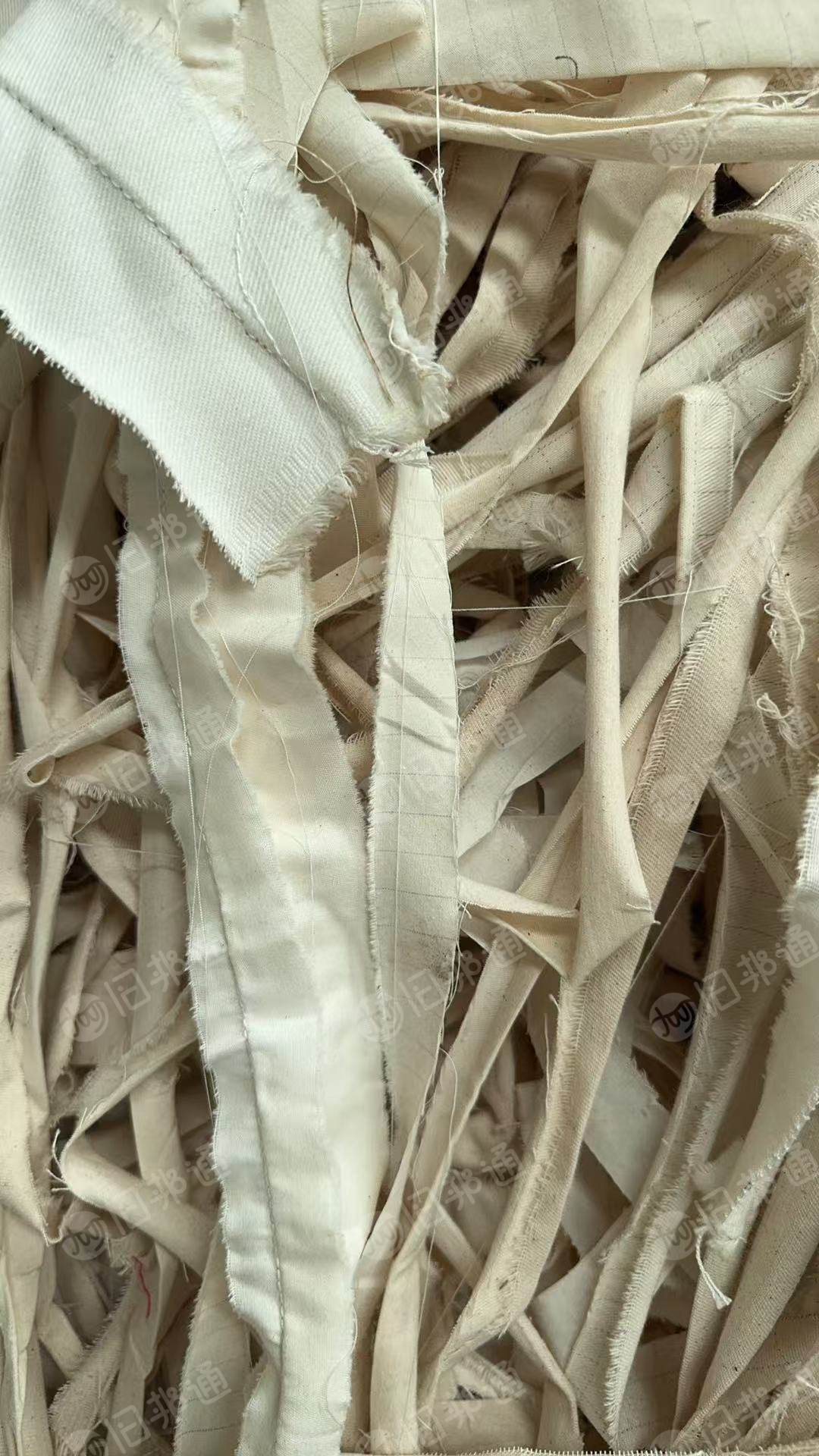 长期出售染厂下来的纯棉废布，涤棉废布，现货四五吨，货在河南南阳