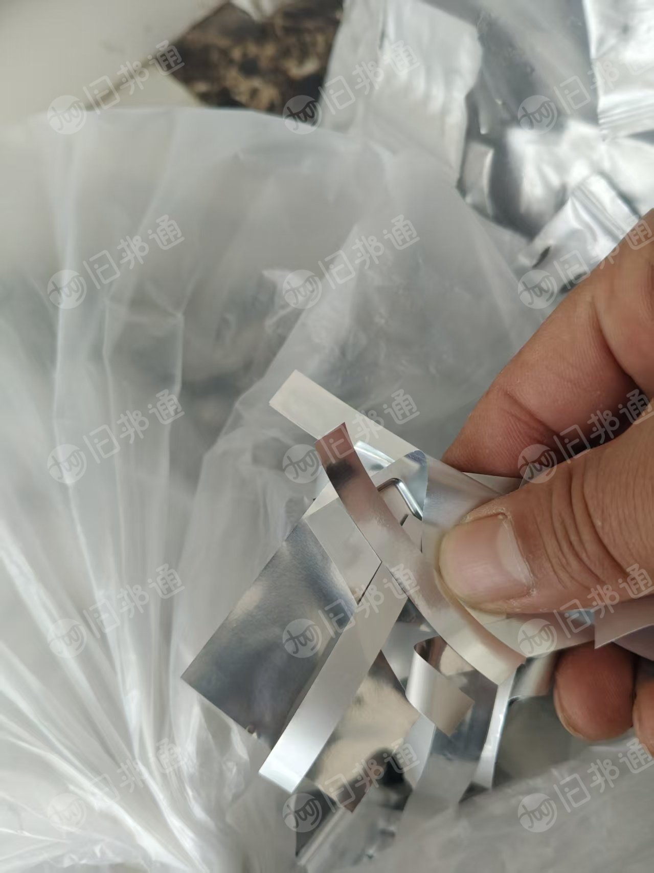 出售电池铝箔，含铝60%以上，每月十多吨