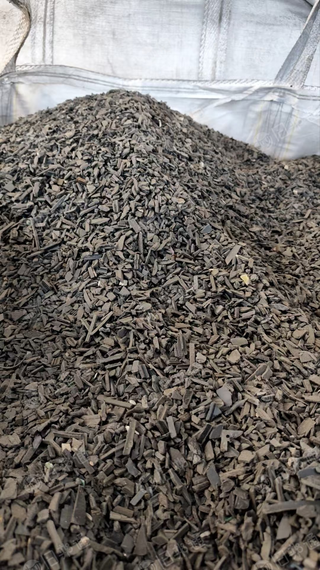 长期出售拆解厂下来的尼龙隔热条破碎料，现货9.6一车