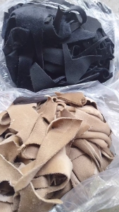 长期出售涤纶废布，涤纶造粒布，有毛巾边角料，也有服装边角料，在河北保定