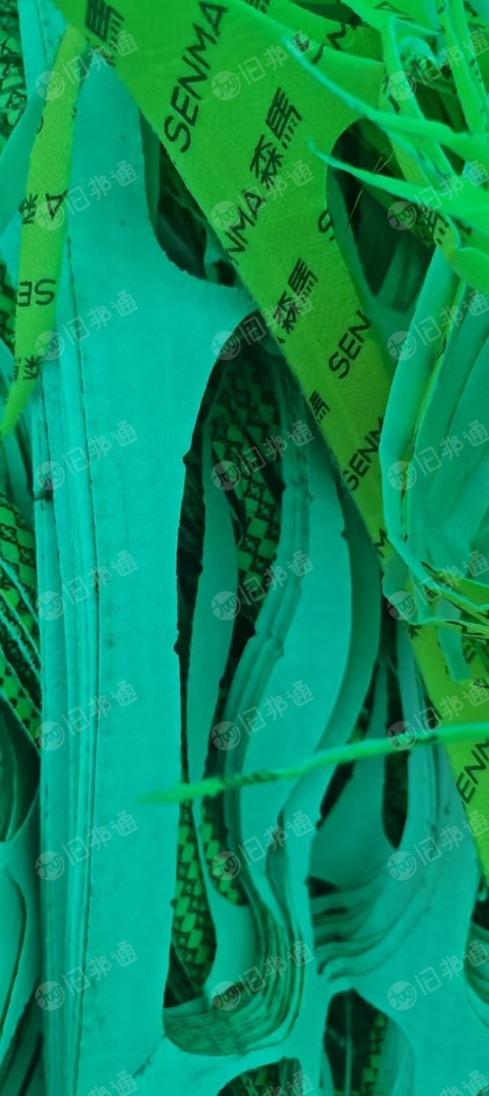 长期出售鞋厂下来的纯涤纶废布，涤纶鞋材料，没有带胶带桨，有白色花色黑色，货在浙江温州