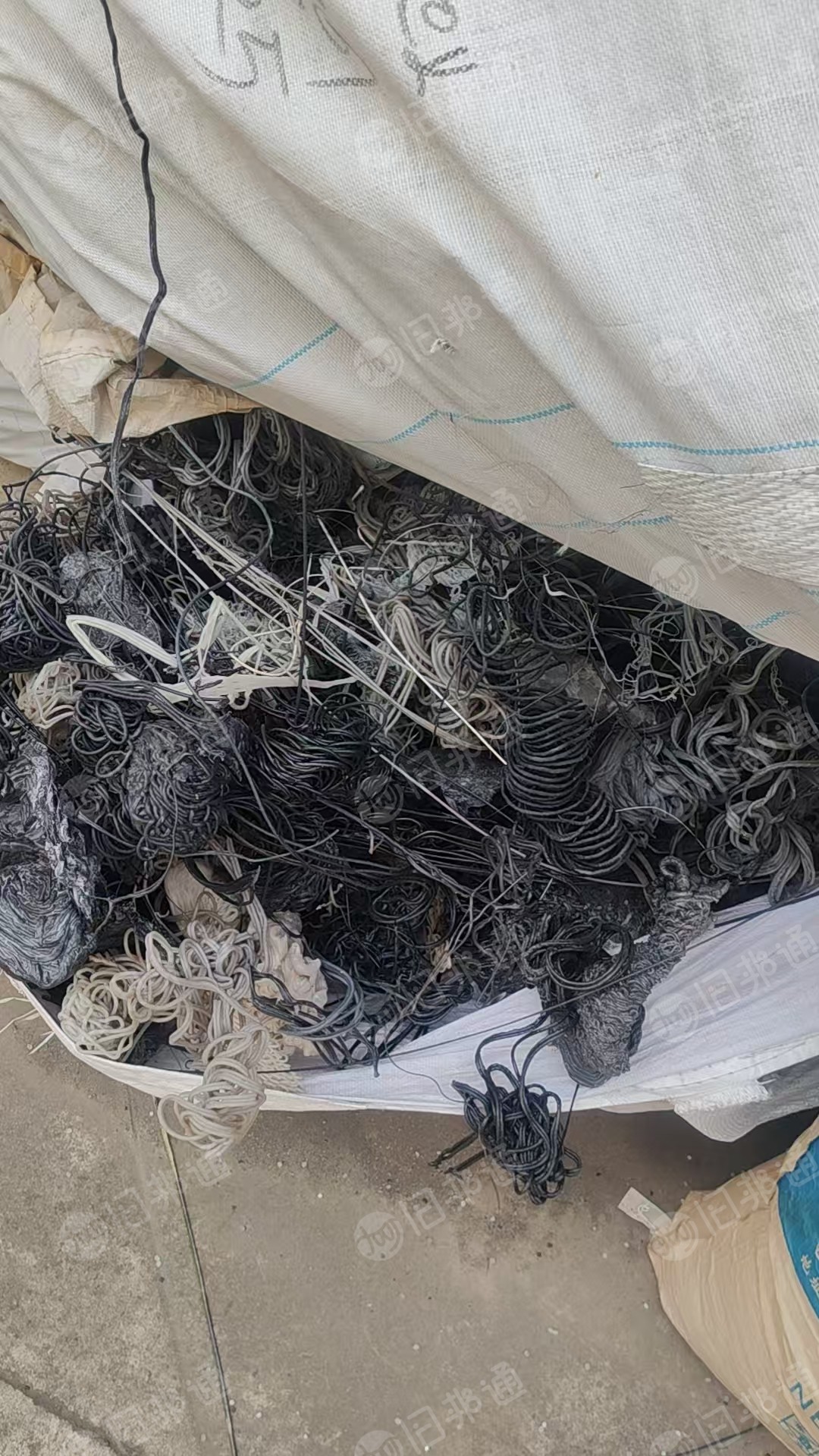 长期出售改性厂下来的机头料，全部是新料下来的
