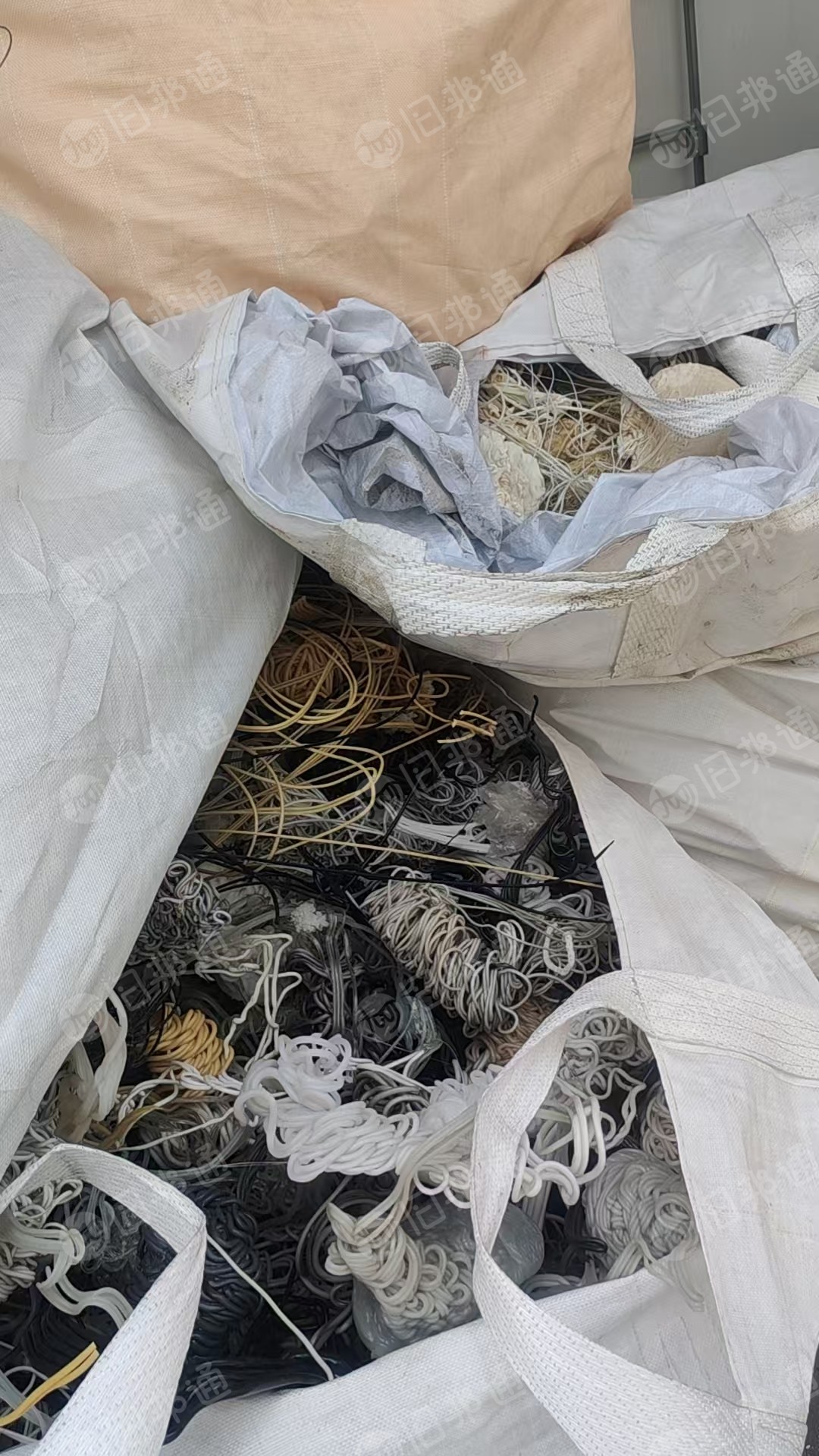 长期出售改性厂下来的机头料，全部是新料下来的