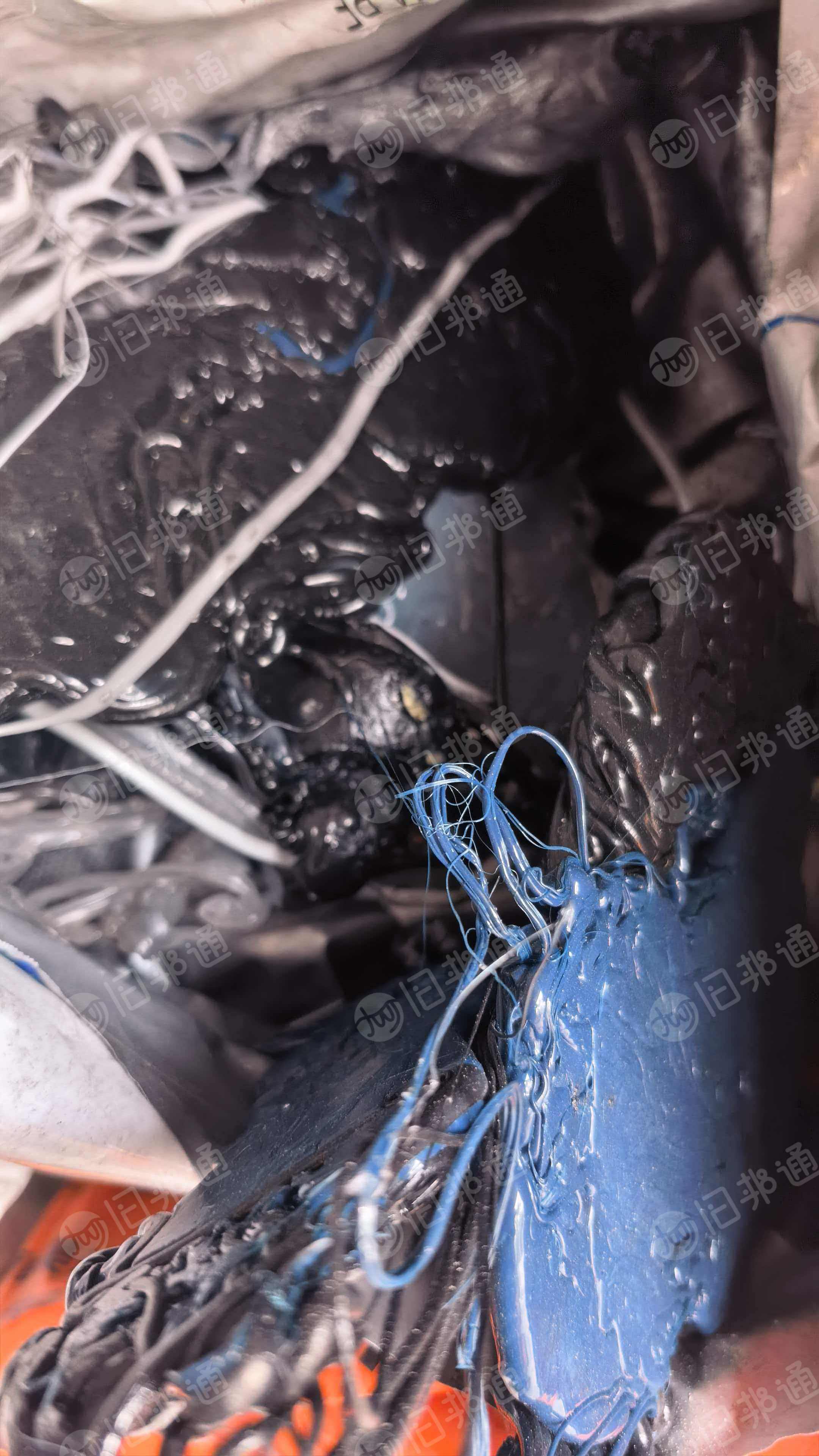 长期出售TPU块料,底料是华丰的料,现货五吨左右