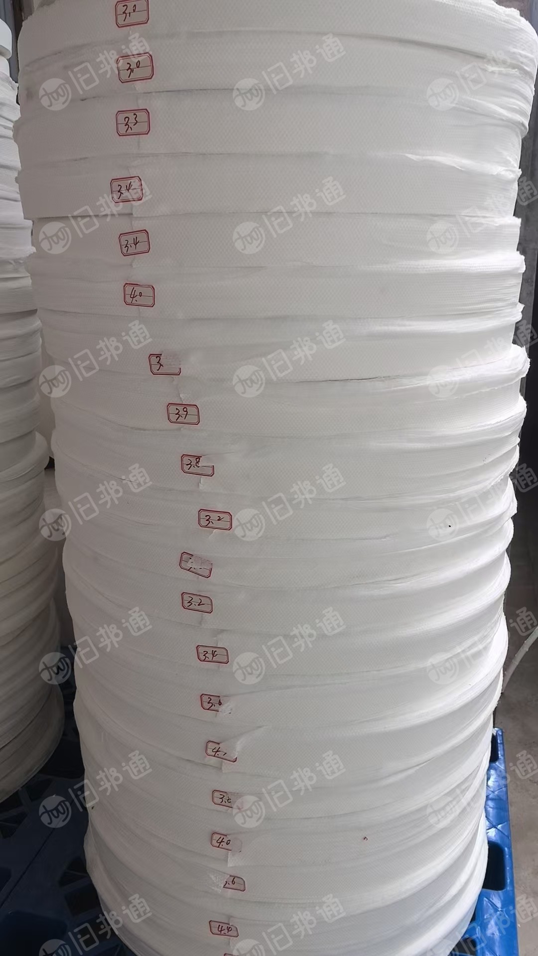长期回收PP无纺布盘料，木浆无纺布盘料，打绳子用，前期每个月需要10多吨，后期量大