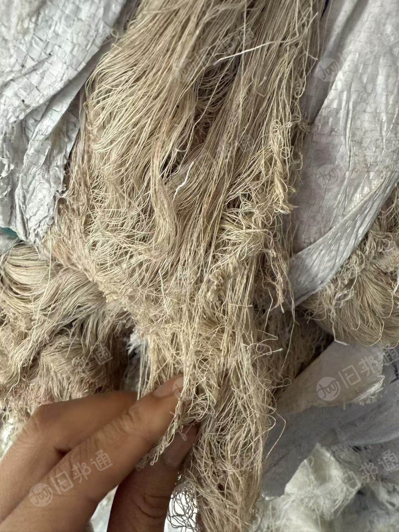 长期出售裁剪房下来的杂色浆纱，浆纱，现货30吨，在浙江衢州。