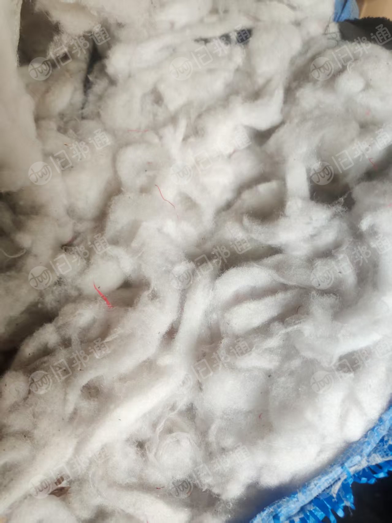 长期出售做棉服下脚料，丝棉下脚料，现货4米2车，在河北邯郸。