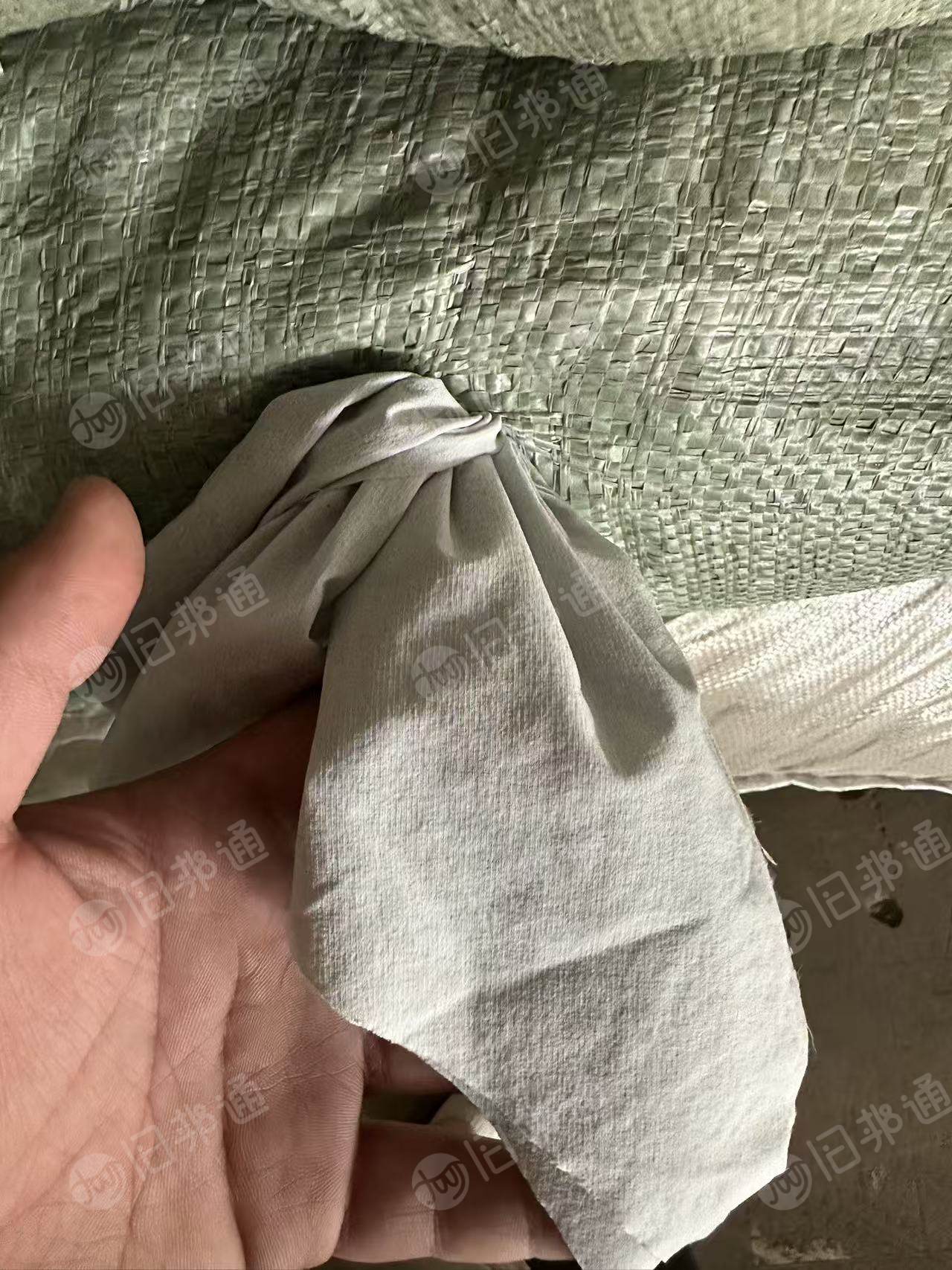 长期出售做防晒服下来的纯尼龙废布,尼龙边角料,现货4吨左右,货在江苏苏州