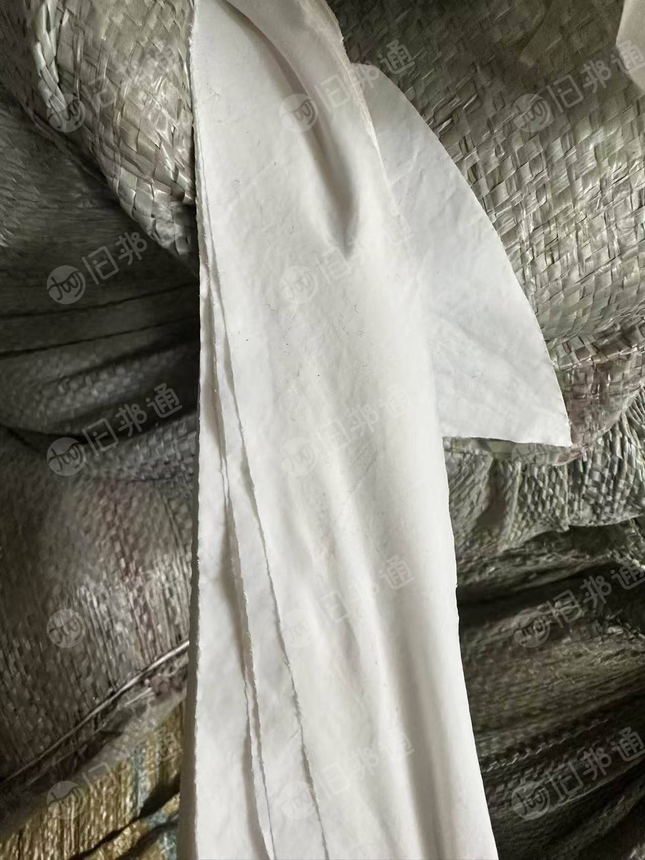 长期出售做防晒服下来的纯尼龙废布，尼龙边角料，现货4吨左右，货在江苏苏州