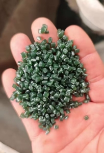长期出售大棚膜颗粒，现货10多吨