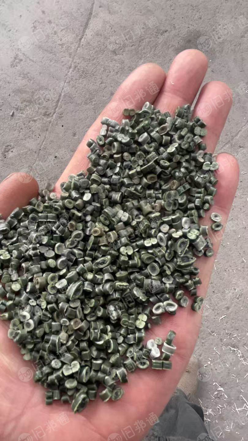 长期出售吨包袋颗粒，混社会袋做的，过4张60，两张80