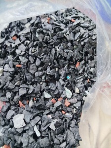 长期出售abs/pc合金破碎料，冲击30多，现货50吨