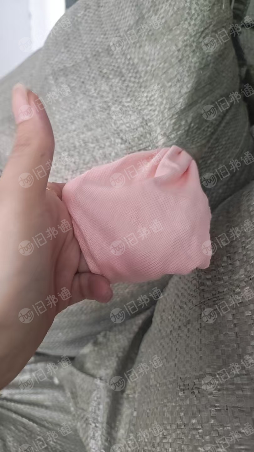 男装厂厂家长期出售碎布,纯棉涤棉都有,做POLO和T恤下来的,货在广东惠州