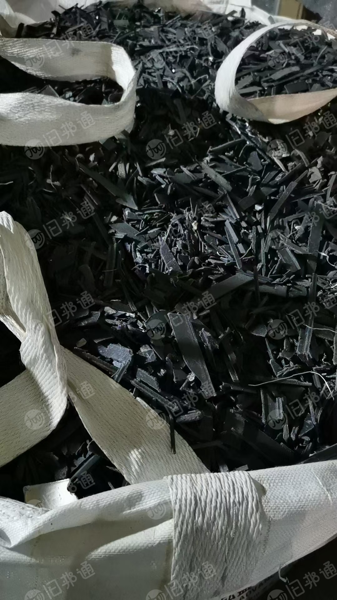 长期出售PA6和PA66，PVC混合的破碎料，铝合金上的隔热条下来的，现货200-300吨