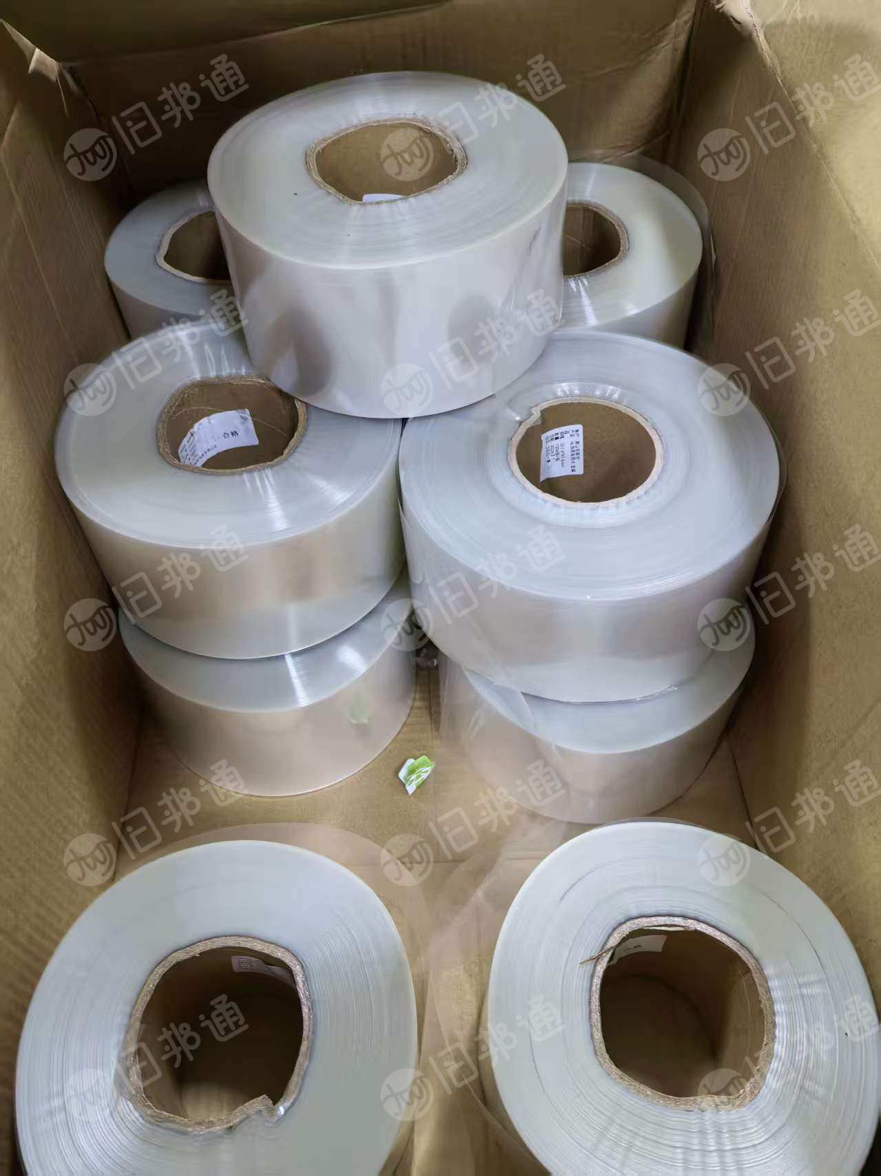 出售无胶PET膜废料，现货6吨左右