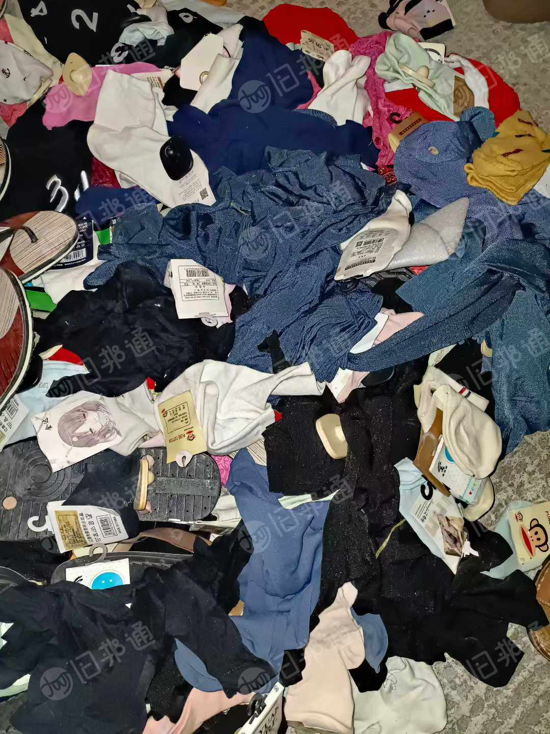 长期出售旧衣服统货，小区货，在安徽宣城。