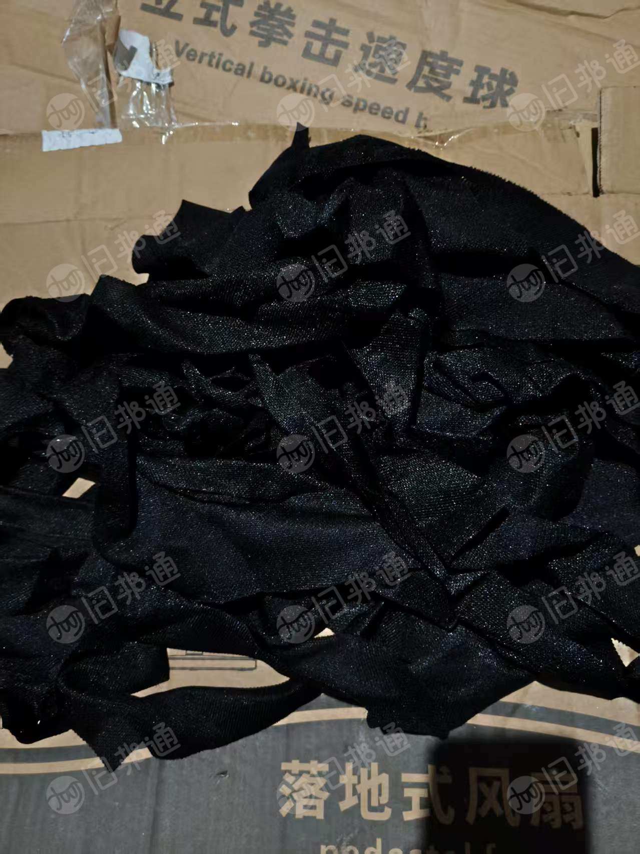 长期出售音响厂下来的黑色拉丝料，废布拉丝料，在广东惠州。