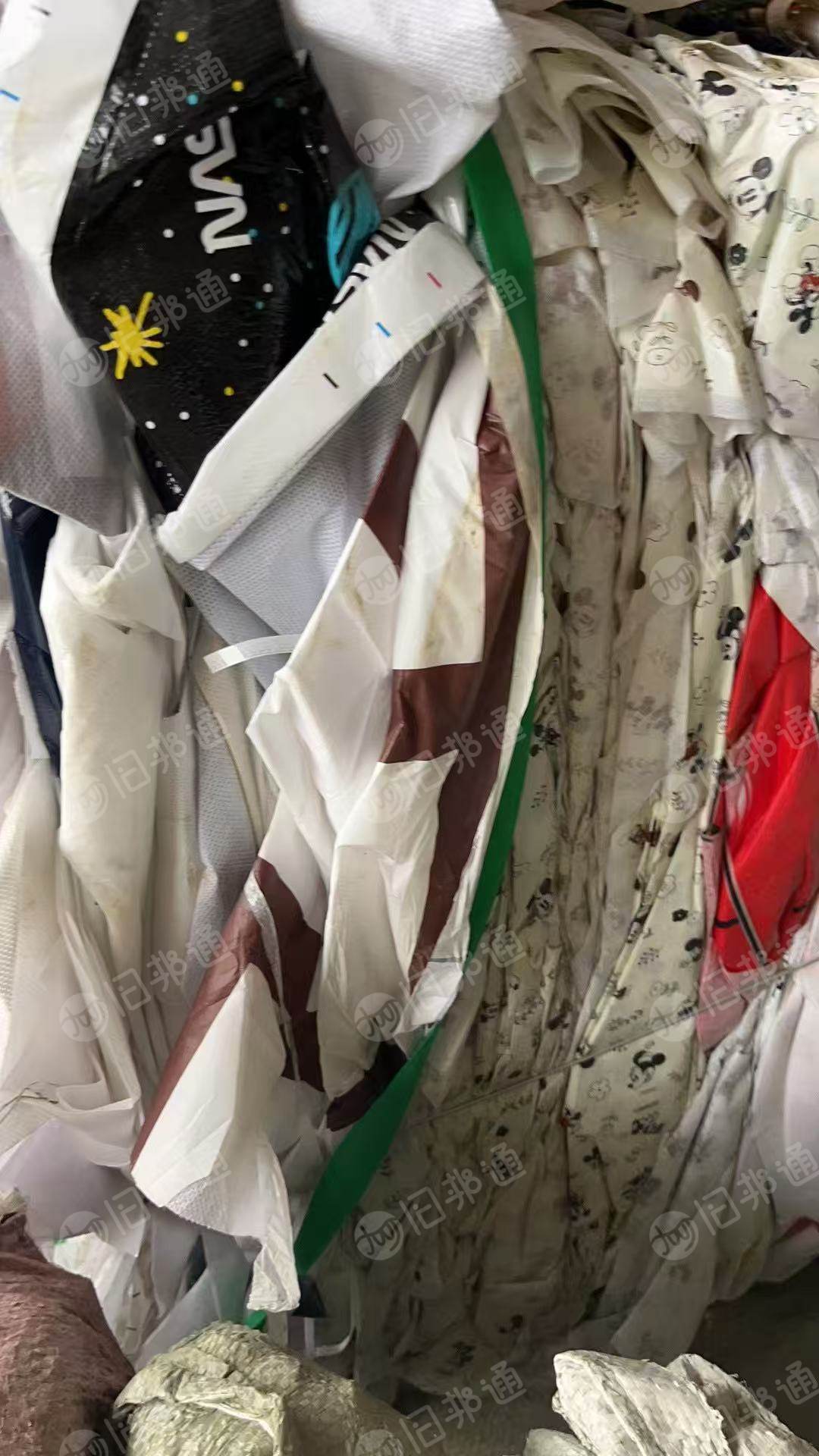 长期出售pp无纺布边角料，无纺布袋子厂下来的，每个月60吨左右，货在福建泉州