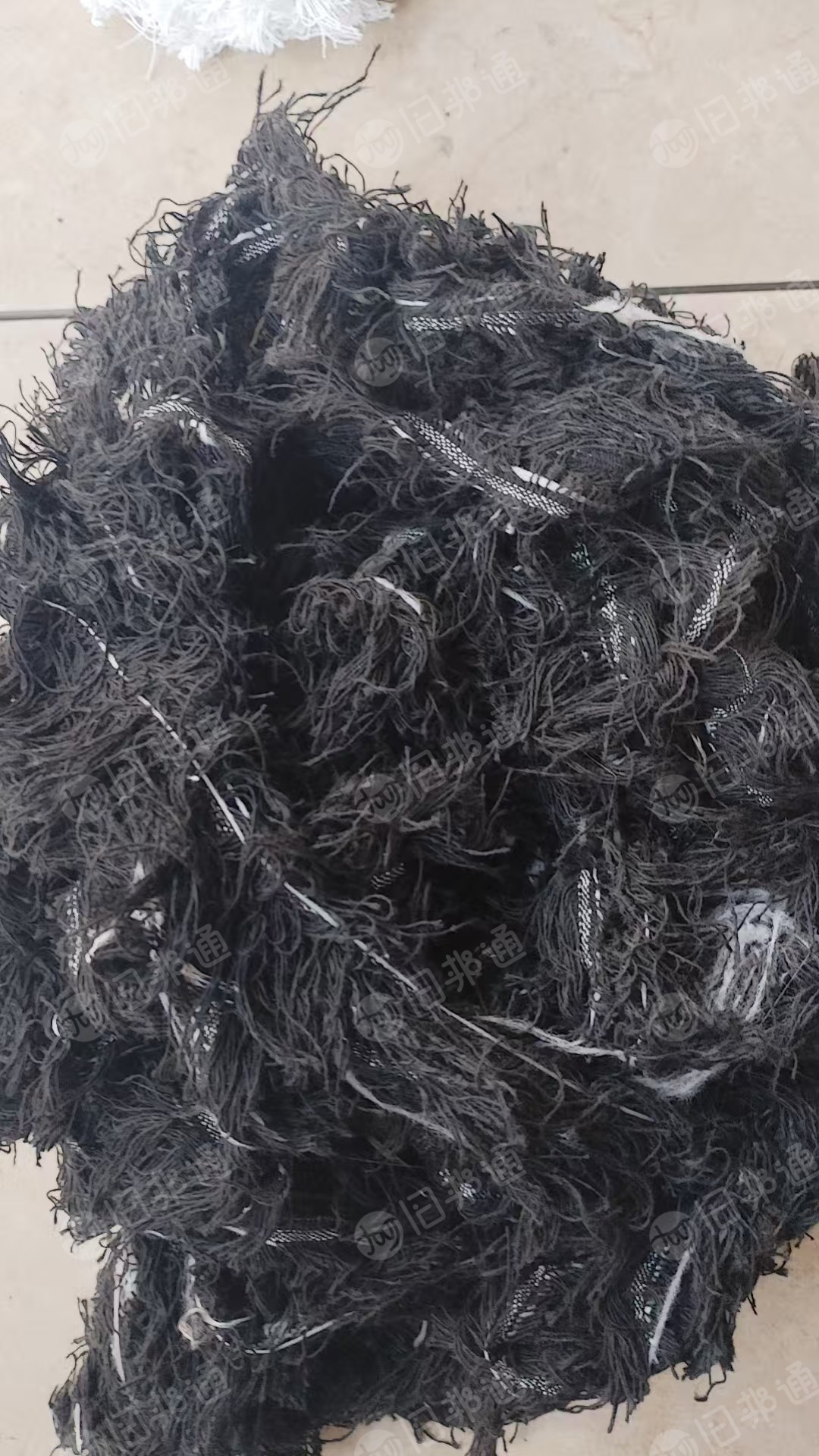 长期出售纺织厂下脚料，涤棉布边纱，涤棉布边纱头，有分黑白色，在福建福州