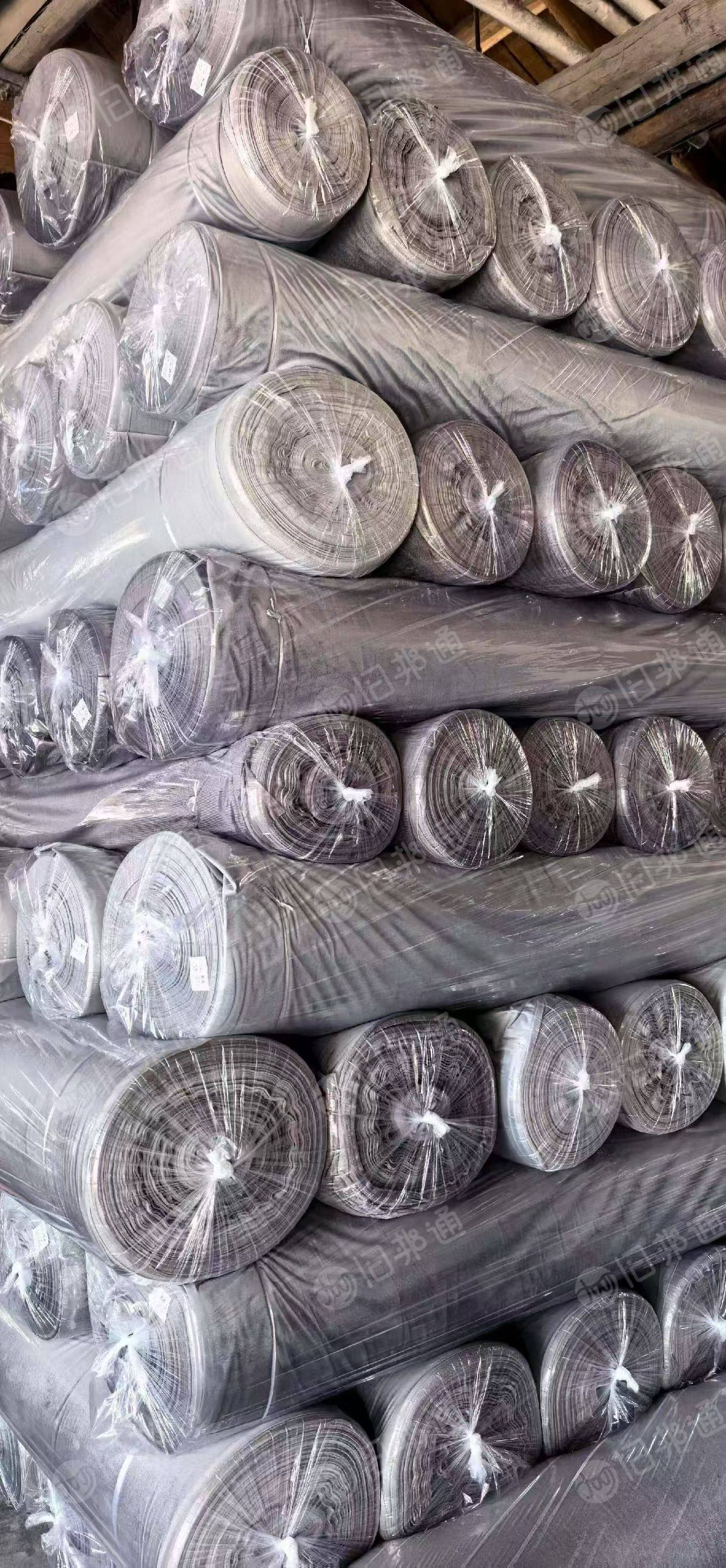 长期出售各种沙发布，窗帘布库存布，有雪尼尔，荷兰绒，猫抓布等，在浙江嘉兴。