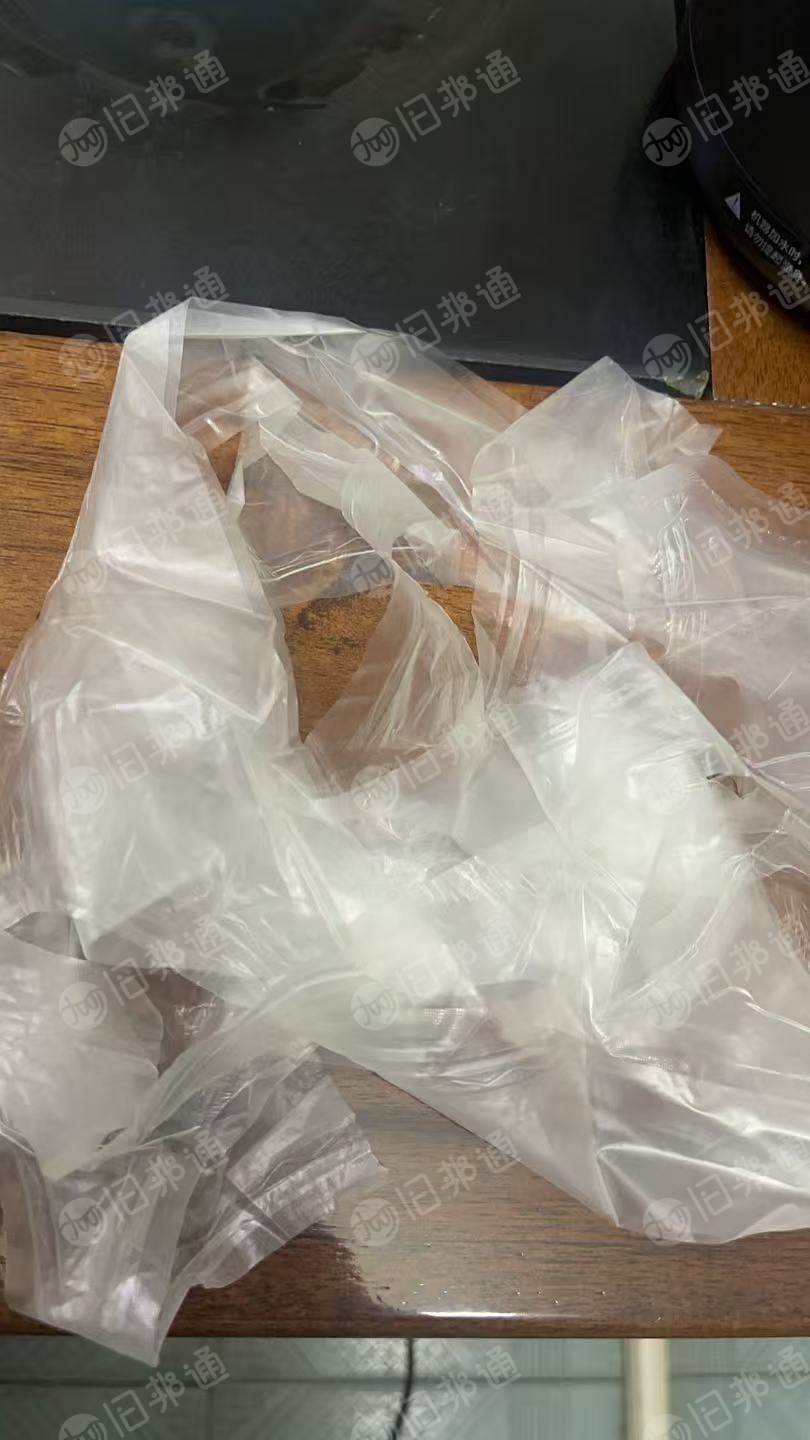 出售tpu薄膜料，另外也有胸贴厂下来的tpu边角料，长期供应