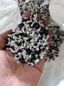 出售杂色PC破碎料，混到点tpu跟加纤pc，PC水口料破的，现货十一二吨